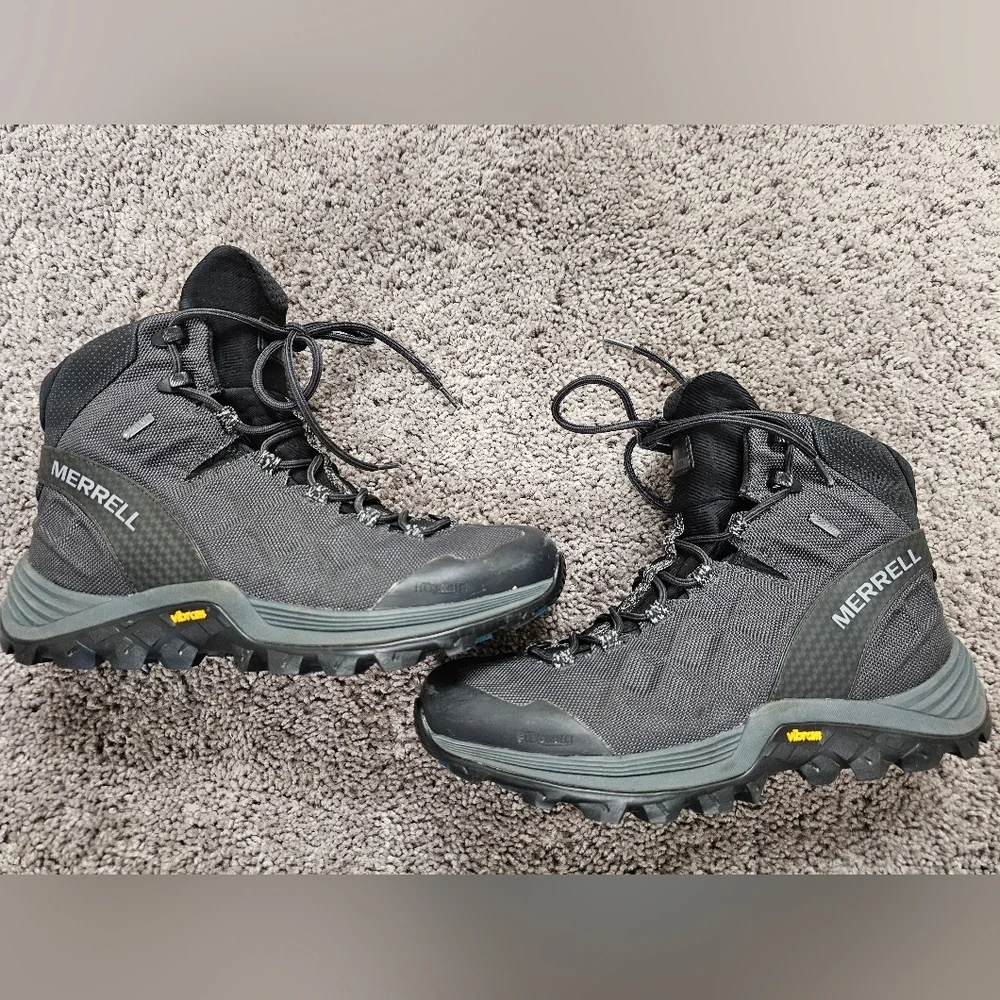 Merrell Thermo Rogue Mid Goretex Winter Hiking Boots Primaloft Vibram Sole Sz 9
